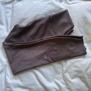 Alo raisinette small airlift leggings